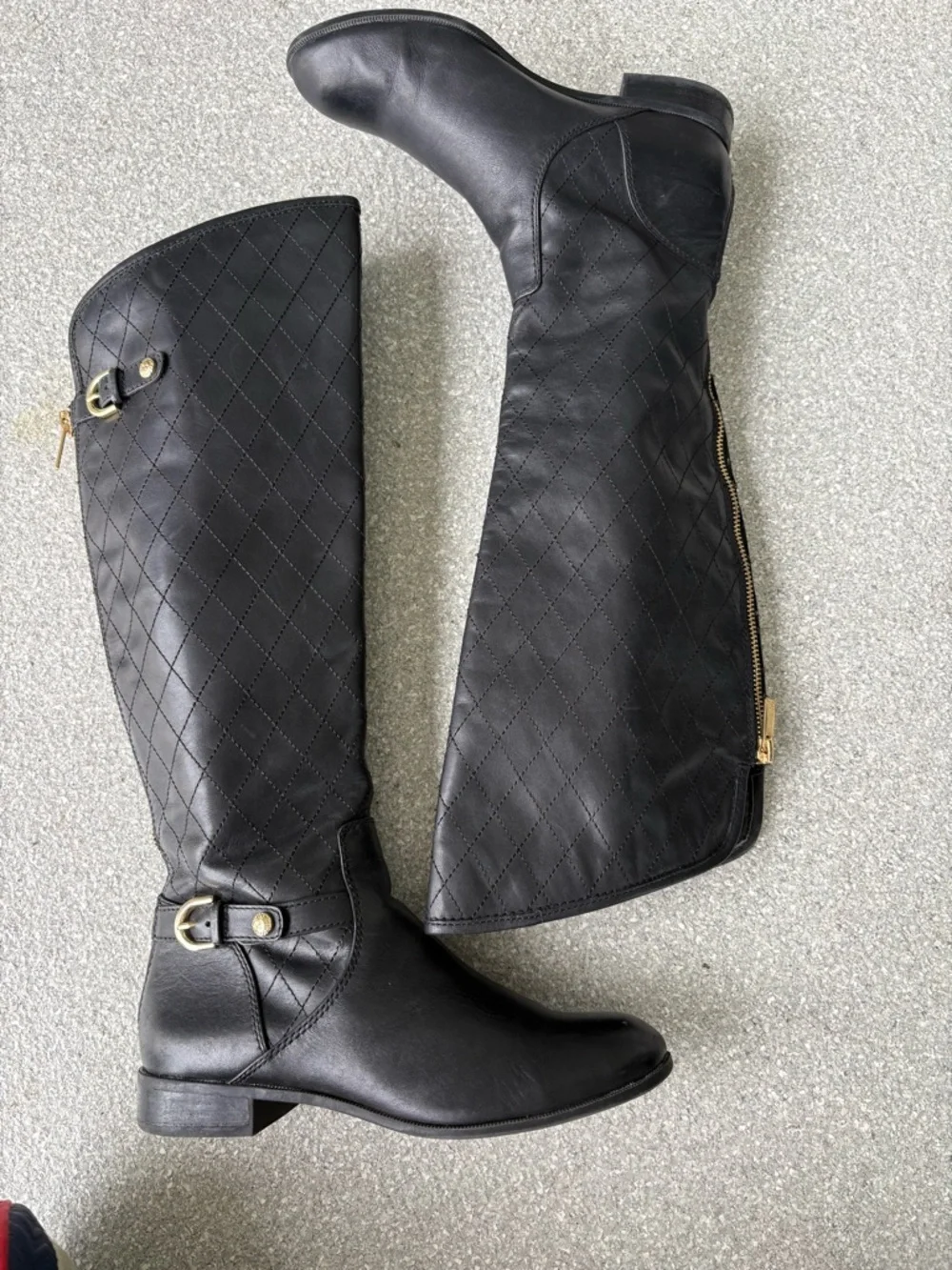AK Anne Klein Klye quilted leather riding boots size 6